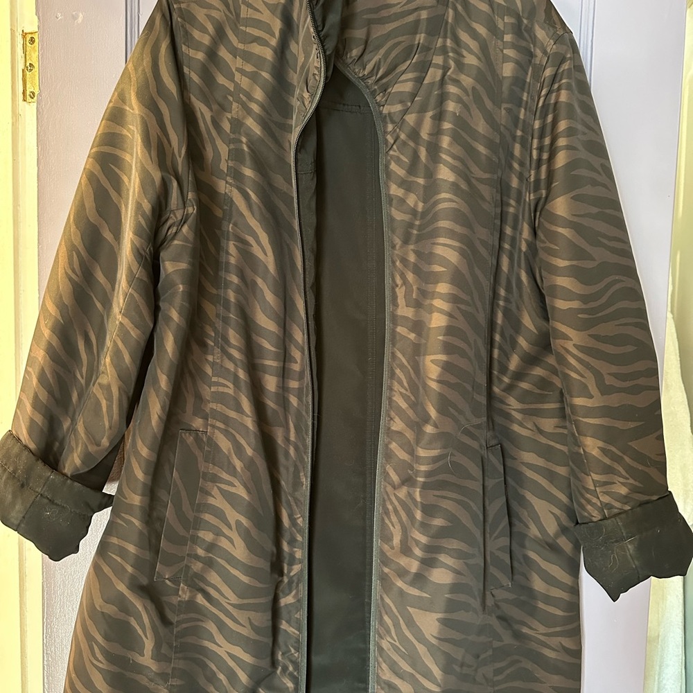 Amazing reversible vintage  Zebra Pattern Trench Coat
